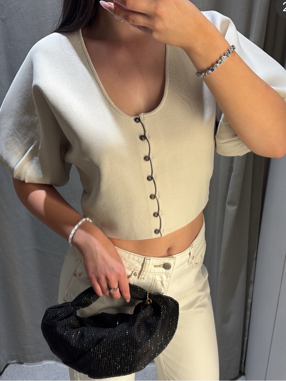 Zara Cream Cropped Button-Front Knit Top